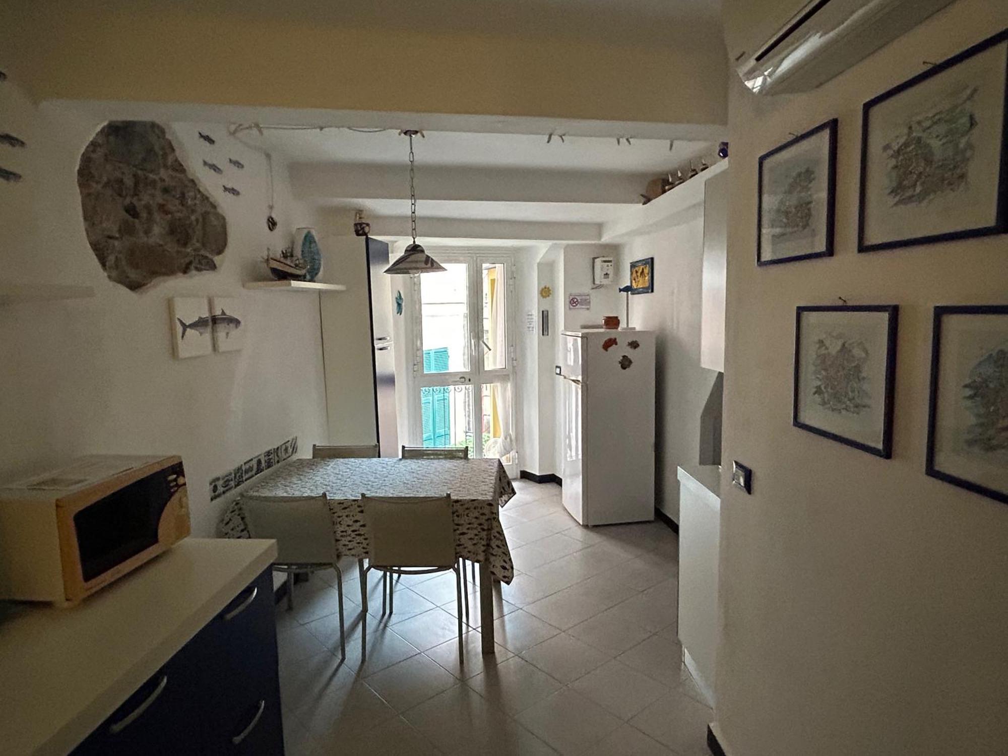 Pippo Cosy Studio Flat With Ac Monterosso al Mare Eksteriør billede