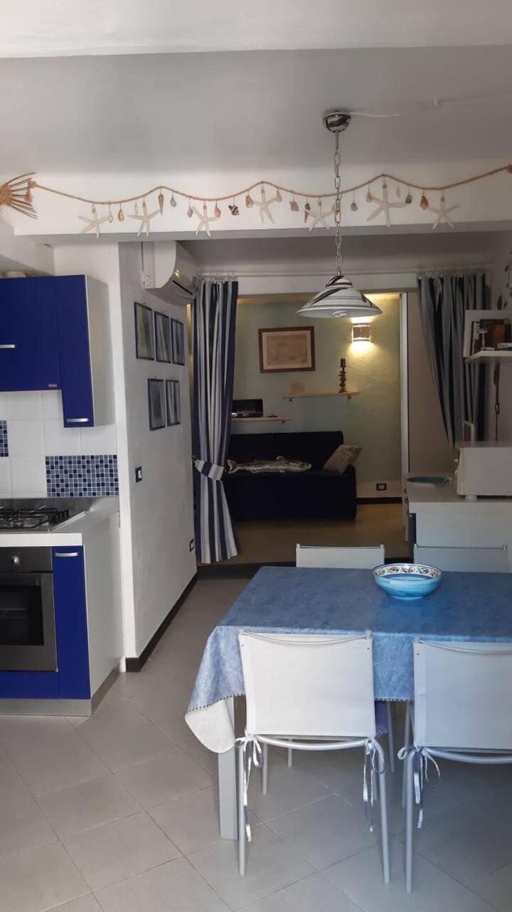 Pippo Cosy Studio Flat With Ac Monterosso al Mare Eksteriør billede